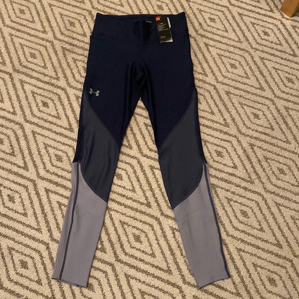 NEW Under Armour Compression Leggings. Size Medium
